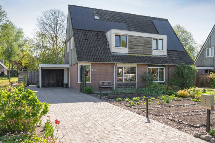 Kuifmees 23 in Emmen