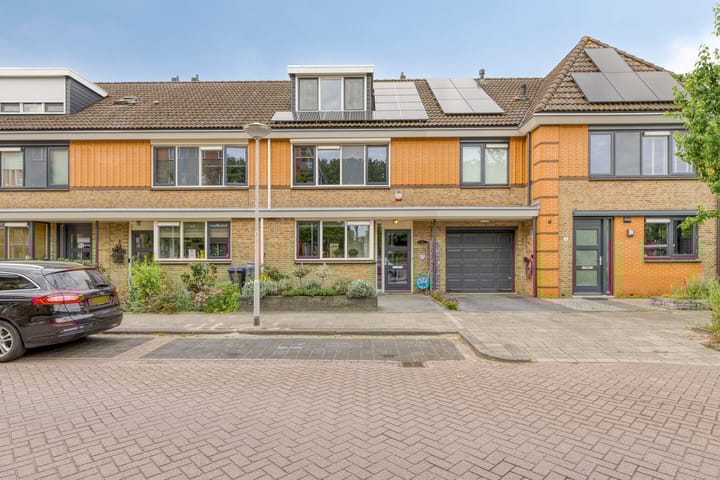Kwartslaan 4 in Rhoon