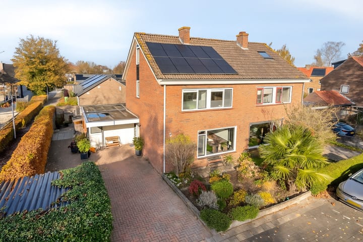 Photo of property L.H. Pottstraat 11, Olst