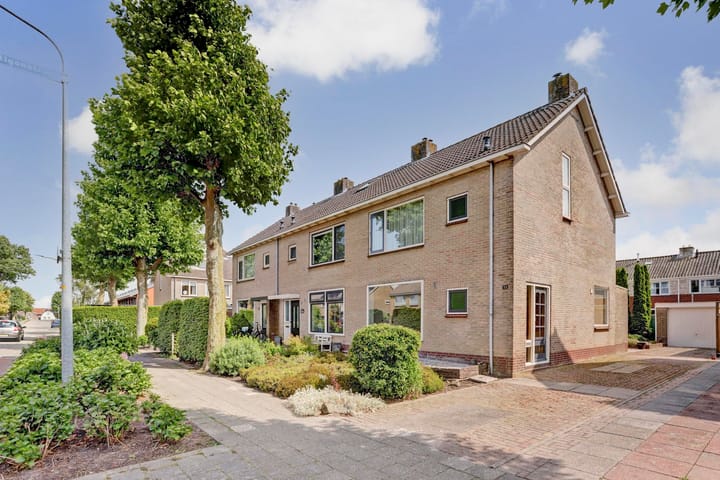 La Reinelaan 53 in Bovenkarspel
