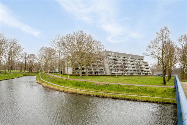 Laan der Nederlanden 114A in Beverwijk