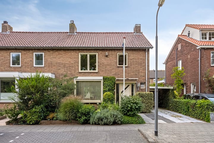 Laan der Vrijheid 9 in Zaandam