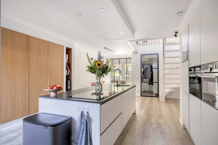 Photo of property Laan van Avant-Garde 180, Rotterdam