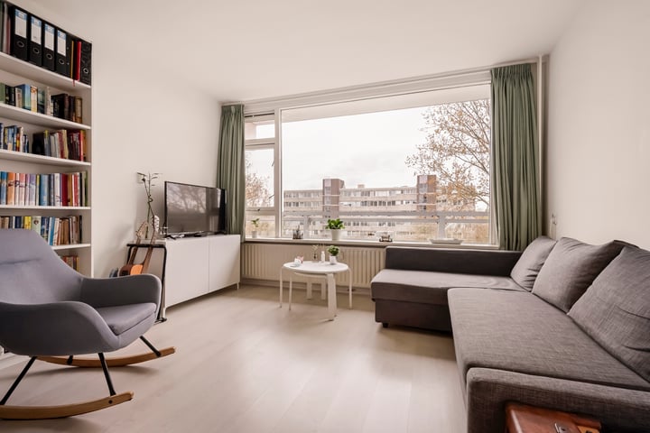 Laan van Berlijn 34 in Haarlem