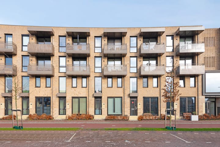 Laan van Bovenduist 166 in Amersfoort