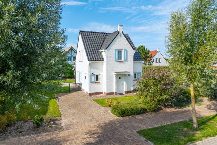 Photo of property Laan van Cavelot 116, Cadzand