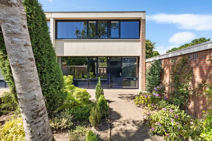 Photo of property Laan van de Marel 520, Emmen
