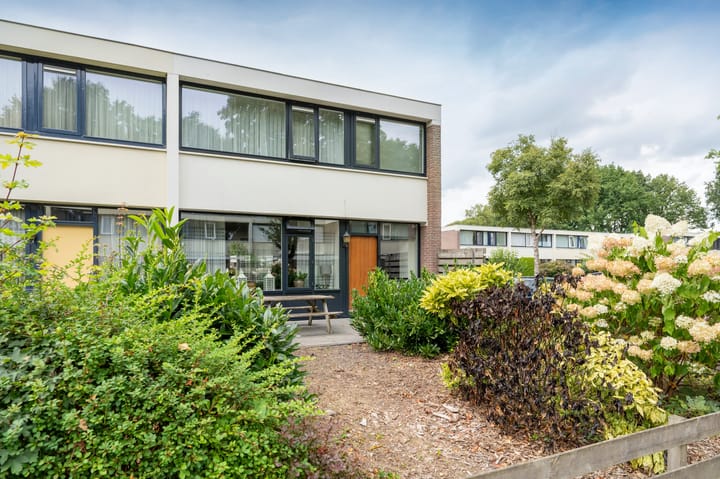 Photo of property Laan van de Marel 532, Emmen