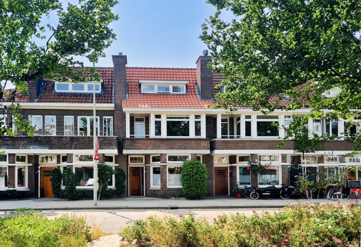 Laan van Eik en Duinen 184 in 's-Gravenhage