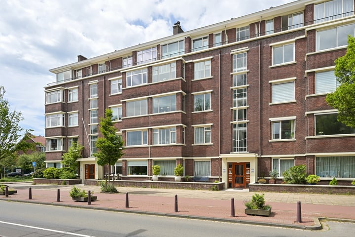 Laan van Meerdervoort 1407 in 's-Gravenhage