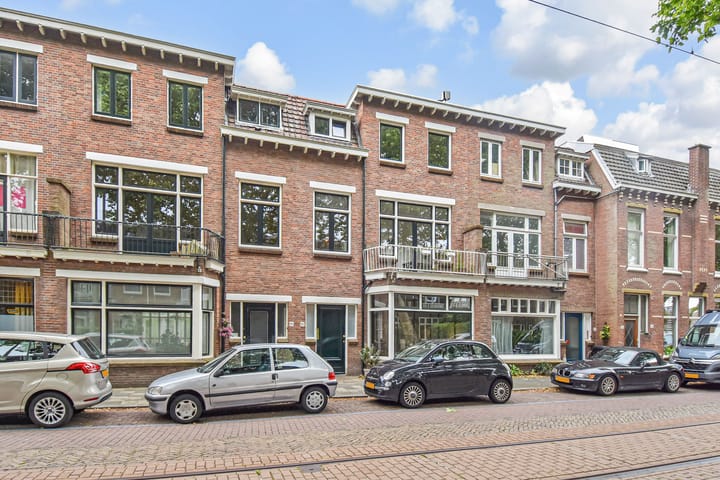 Laan van Middenburg 20 in Voorburg