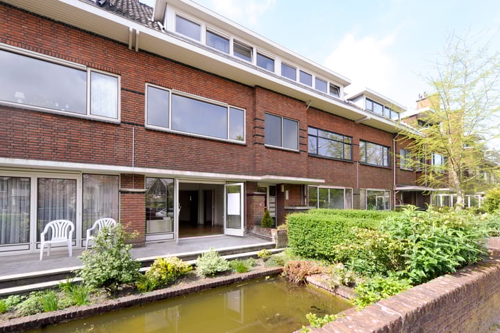 Laan van Nieuw Oosteinde 234 in Voorburg