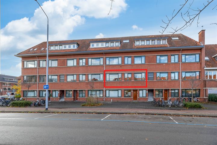 Laan van Nieuw Oosteinde 342 in Voorburg