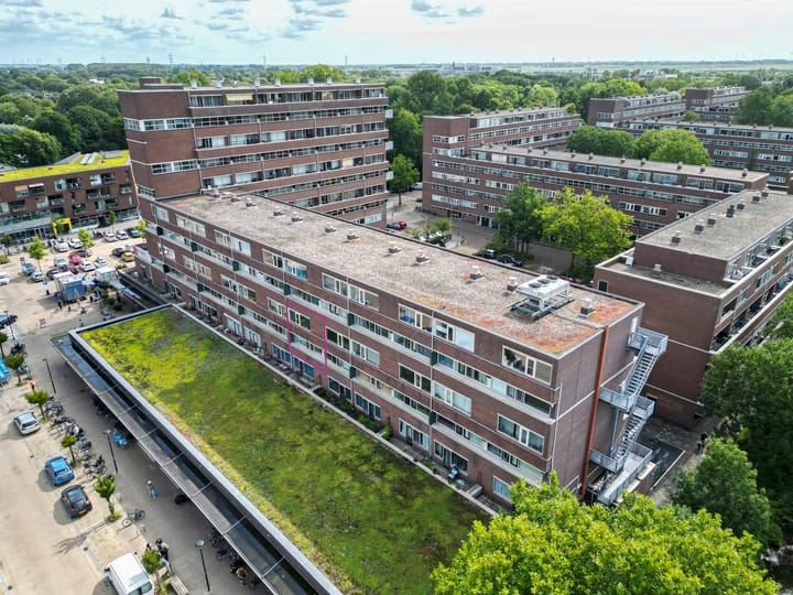 Laan van Ouderzorg 108 in Leiderdorp foto