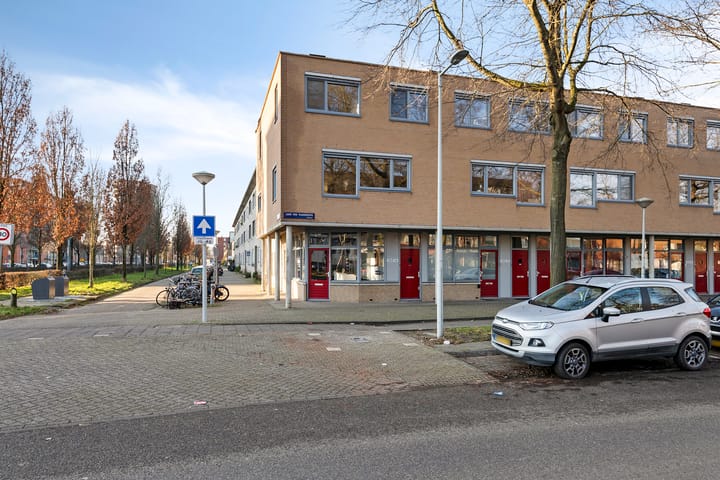 Laan van Vlaanderen 126 in Amsterdam