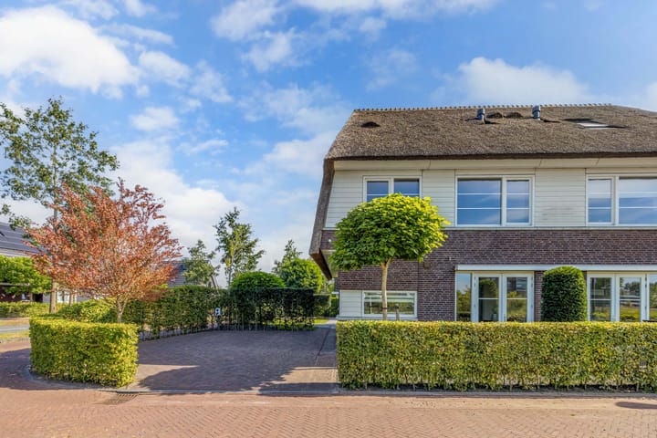 Photo of property Laantje van Vos 12, Blaricum