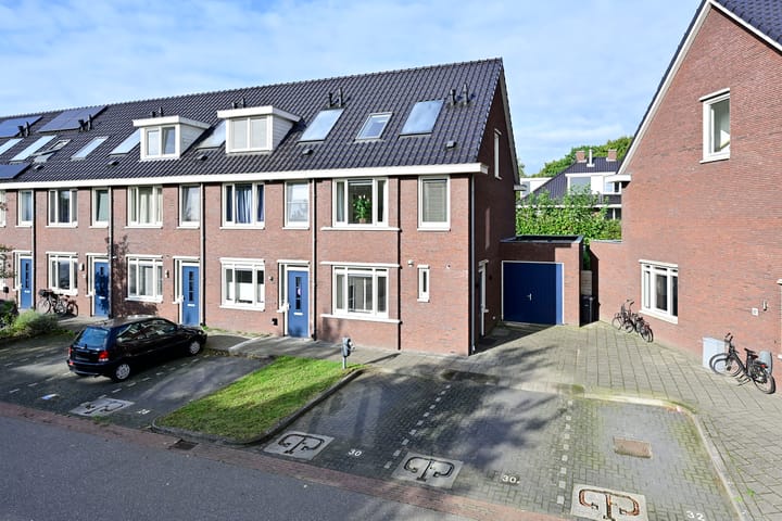 Laapersboog 30 in Hilversum