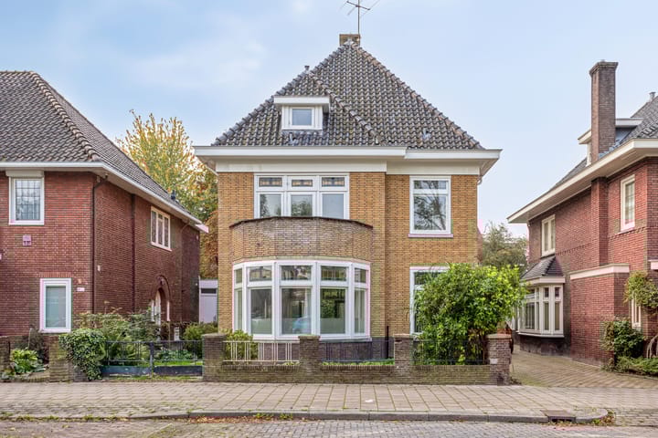 Laaressingel 60A in Enschede