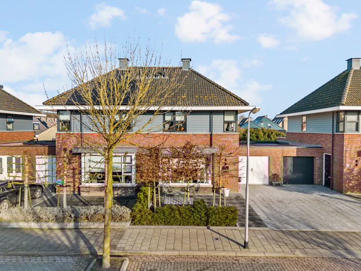 Photo of property Laat 8, Tollebeek