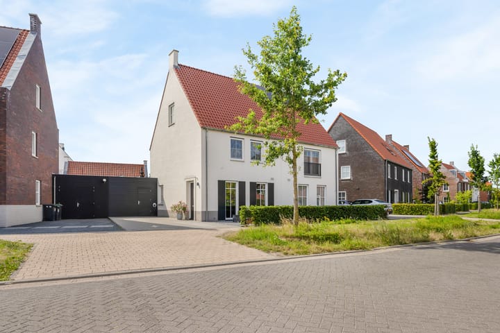 Laathoeve 58 in Helmond