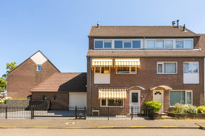 Laathof 9 in Ede photo