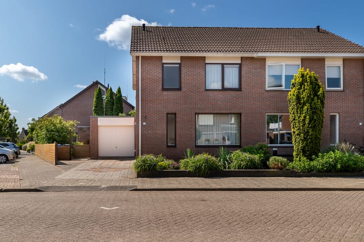 Lacon 16 in Urk