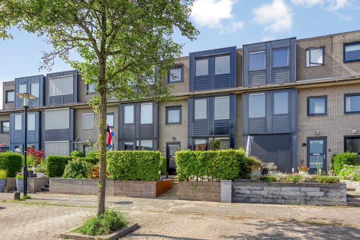Lage Geeren 14 in Hoogland