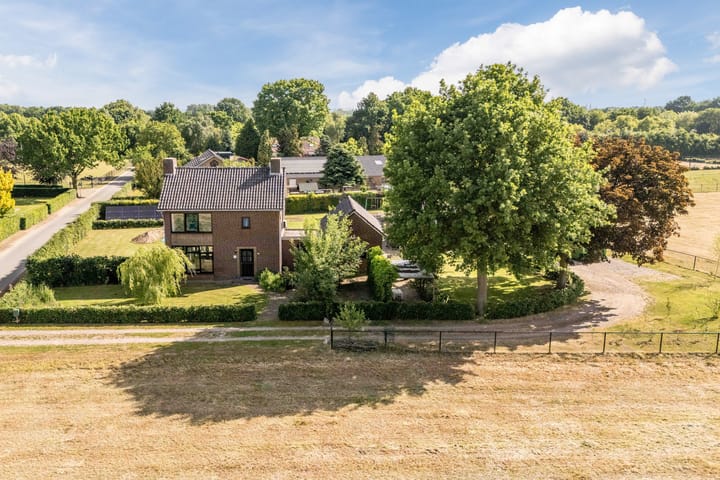 Photo of property Lage Heiweg 15, Vianen NB