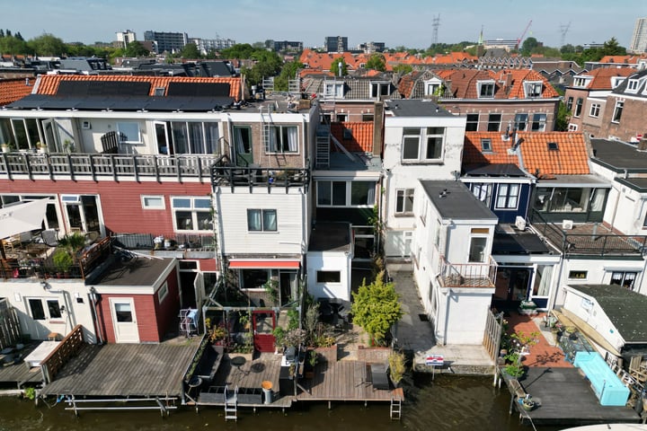 Lage Rijndijk 44 in Leiden