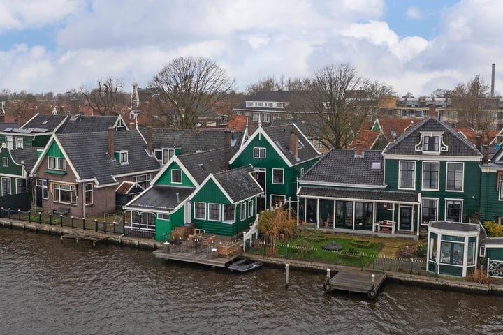 Lagedijk 98 in Zaandijk