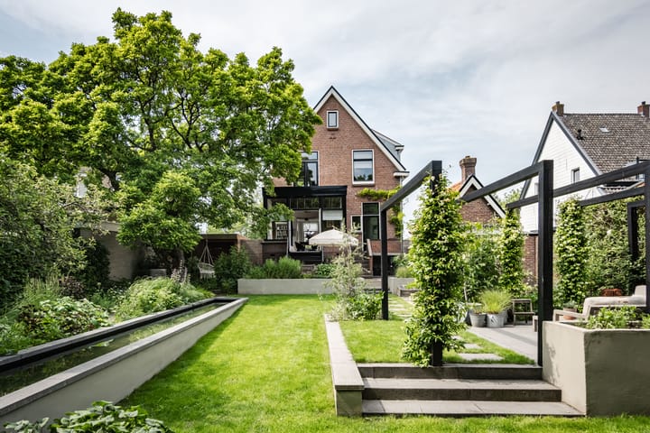 Photo of property Lagendijk 111, Ridderkerk