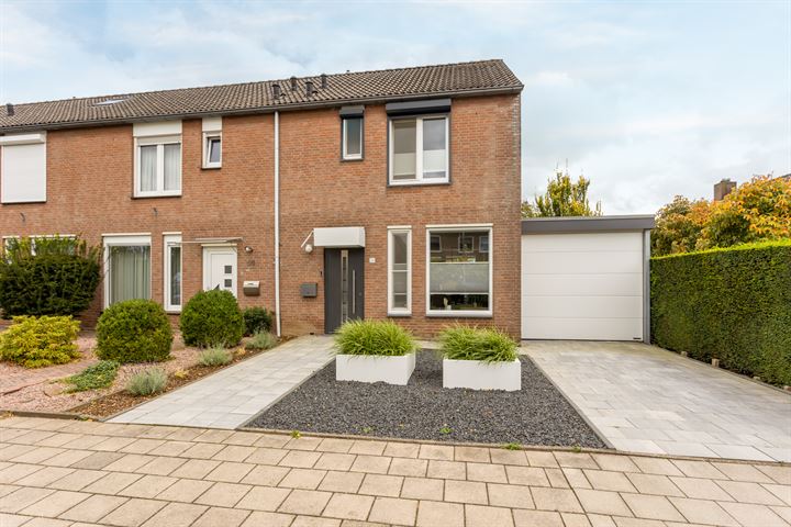 Lambrechtsstraat 28 in Voerendaal