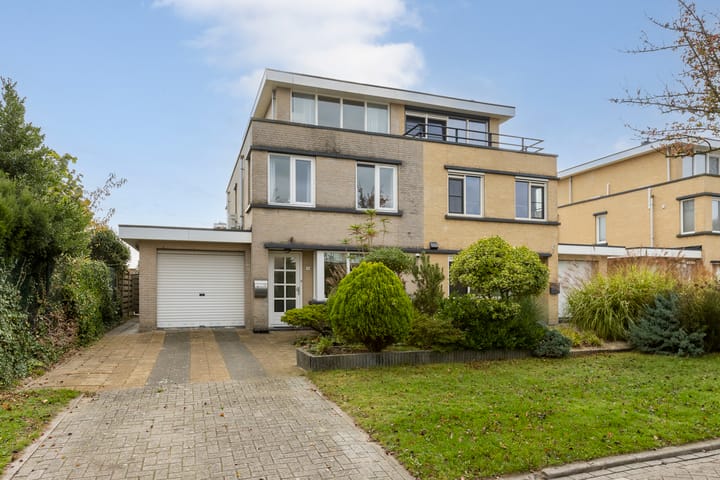 Photo of property Lamsoor 36, Bergen op Zoom
