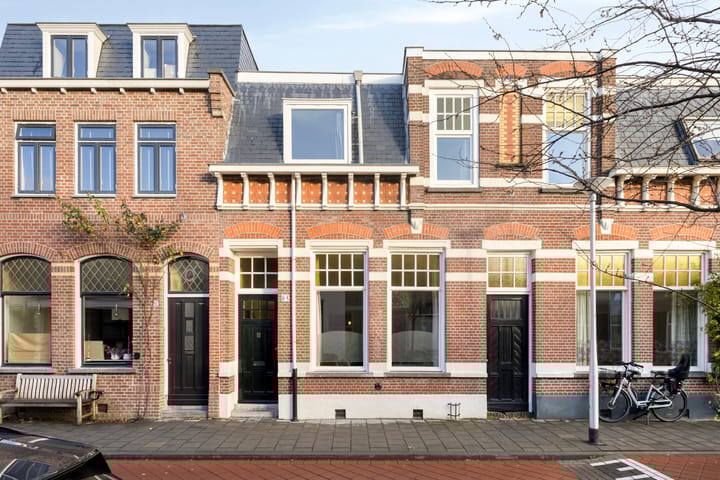 Lanciersstraat 64 in Tilburg