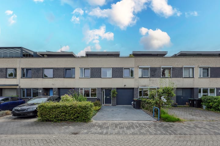 Land in Zicht 30 in Almere