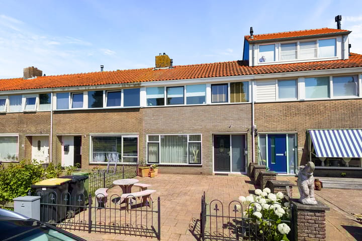 Landbouwstraat 12 in Kreileroord photo