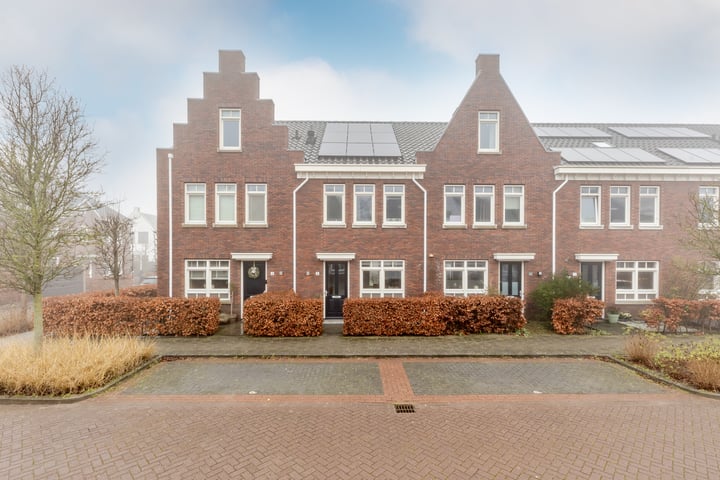 Landheerlaan 8 in Mijnsheerenland