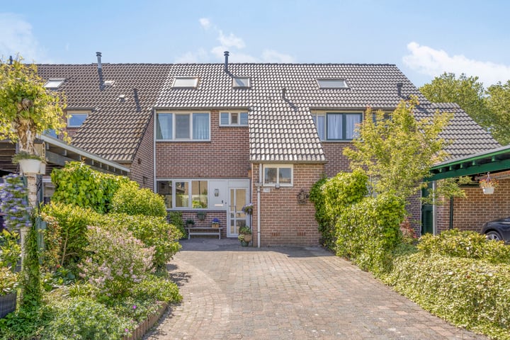 Landmetersveld 718 in Apeldoorn
