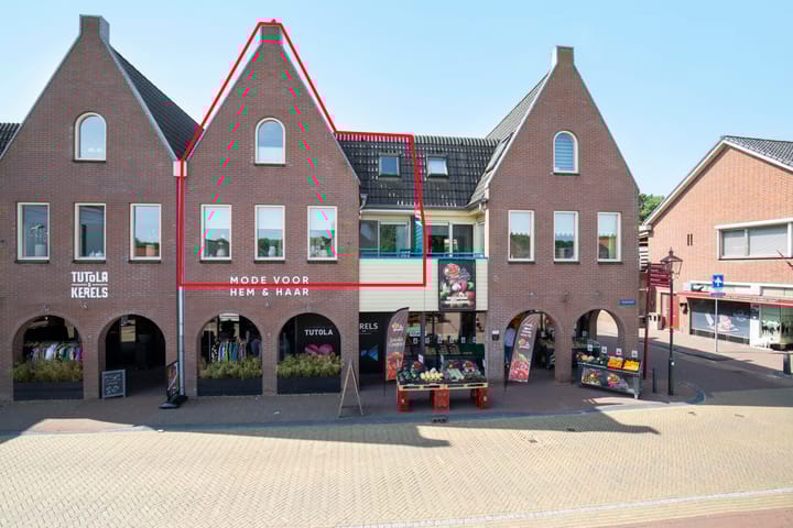 Photo of property Landpoortsteeg 3, Vollenhove