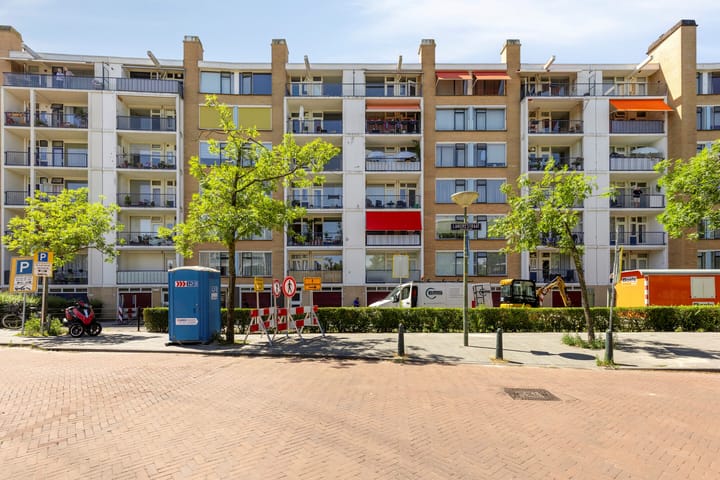 Landréstraat 955 in 's-Gravenhage
