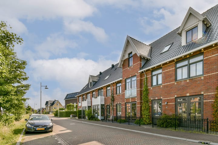 Landscronerlaan 119 in Weesp