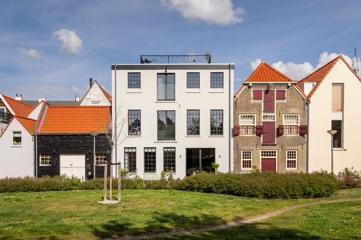 Photo of property Landstraat 54C, Vlaardingen