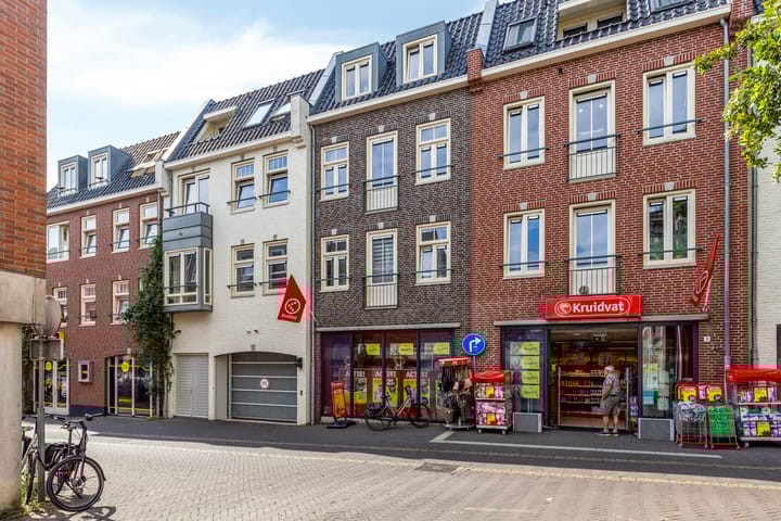 Landstraat 8-15, Aalten Photo of property Landstraat 8-15, Aalten