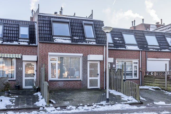 Landvoogdstraat 84 in Heerlen