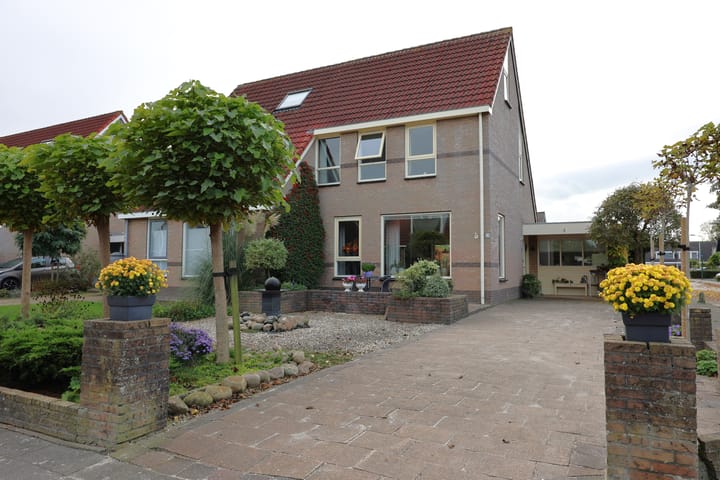 Photo of property Lange Achte 28, Scharnegoutum