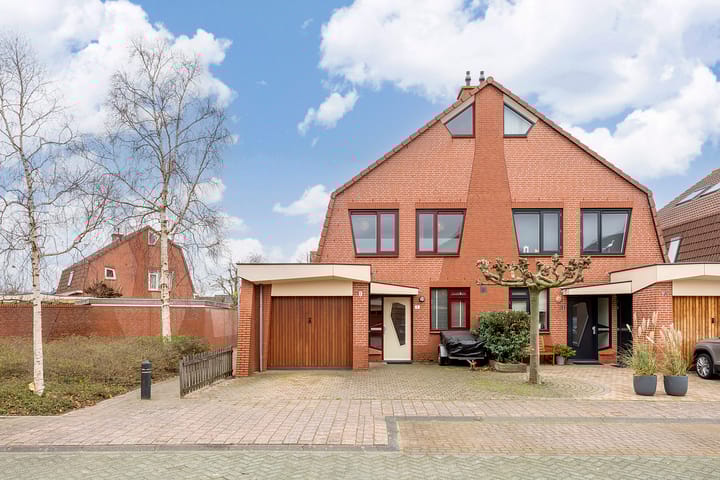 Photo of property Lange acker 1, Heemskerk