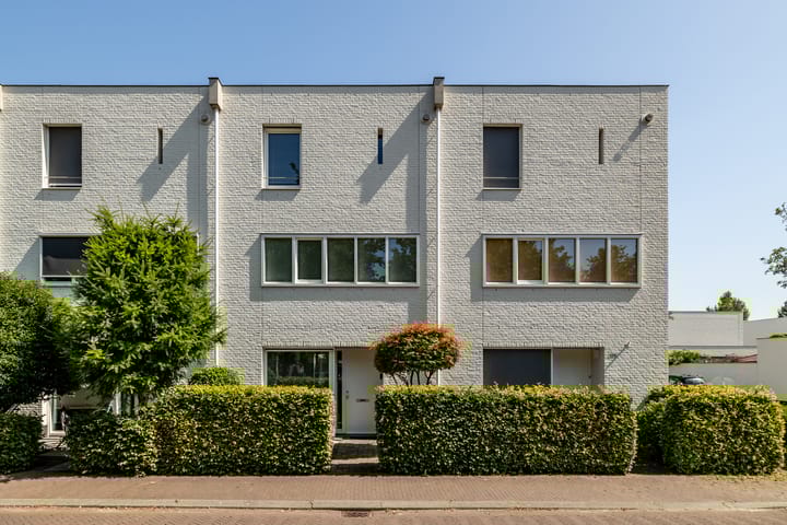 Lange Akker 127 in Teteringen