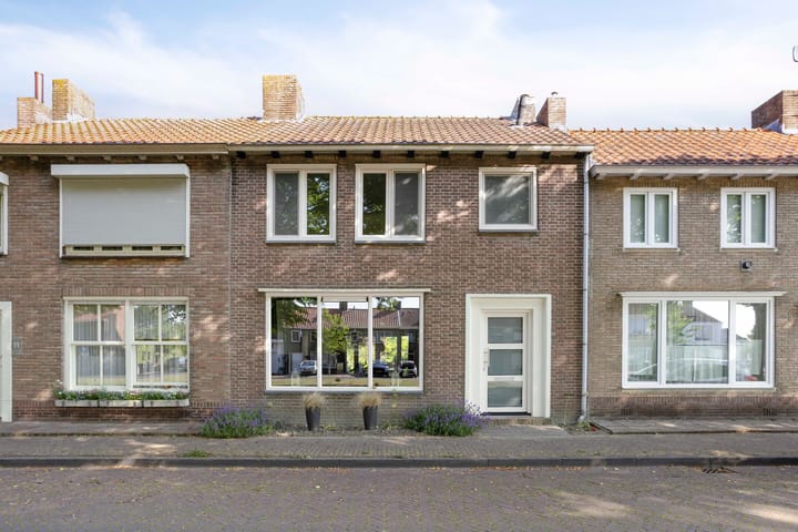Lange Heerenstraat 9 in Schoondijke