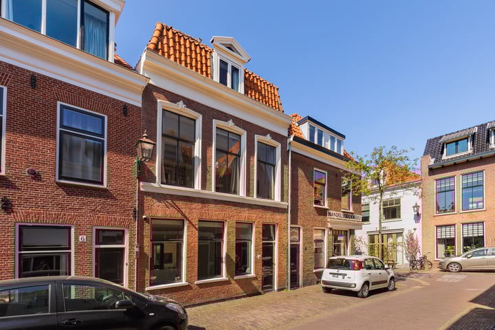Lange Lakenstraat 4 in Haarlem