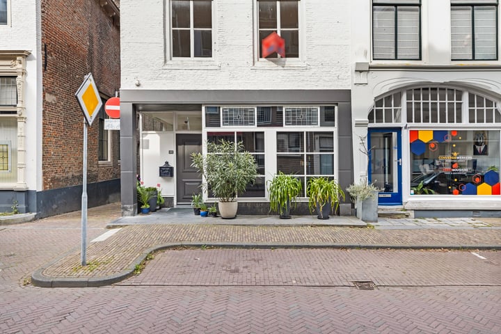 Lange Noordstraat 25 in Middelburg